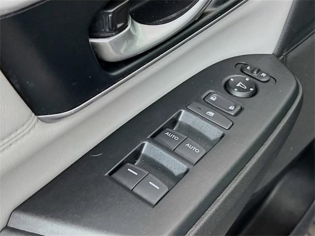 used 2019 Honda CR-V car, priced at $17,293