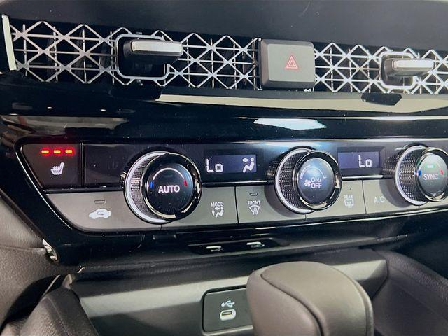 new 2026 Honda Accord Hybrid car, priced at $33,611