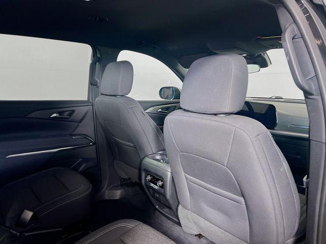 used 2025 Chevrolet Traverse car, priced at $37,335