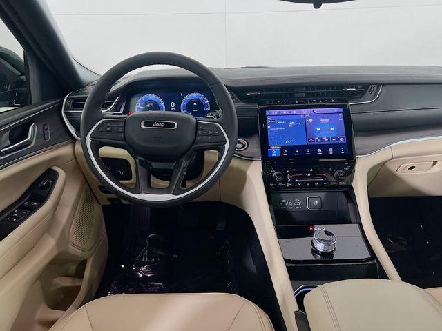 used 2024 Jeep Grand Cherokee car, priced at $31,202