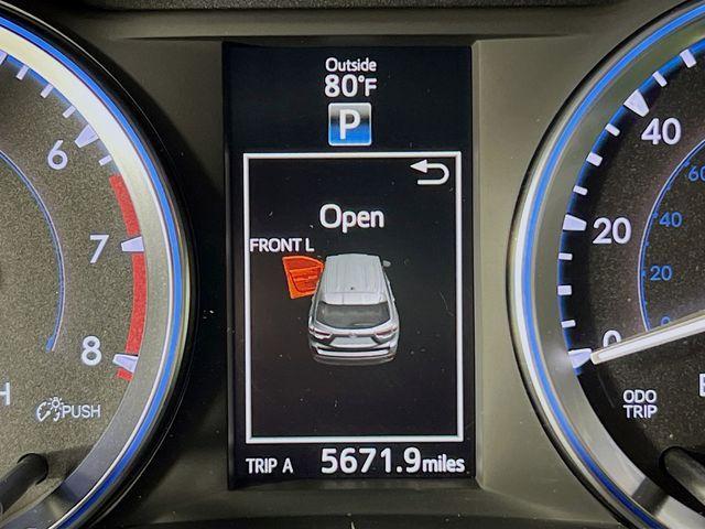 used 2015 Toyota Highlander car, priced at $14,318