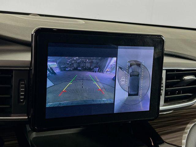 used 2023 Ford Explorer car, priced at $27,517