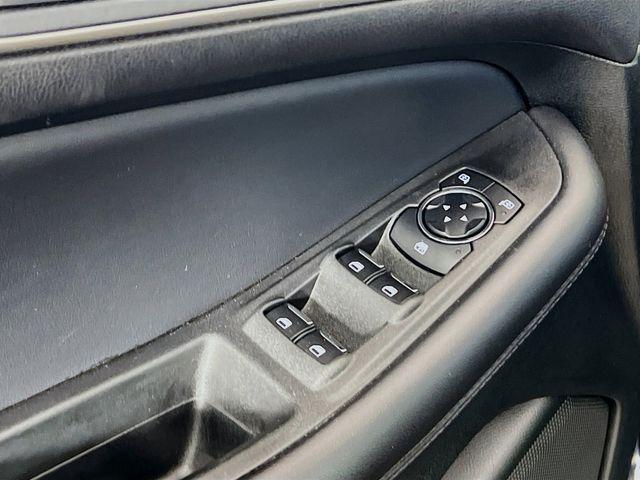 used 2024 Ford Edge car, priced at $19,112