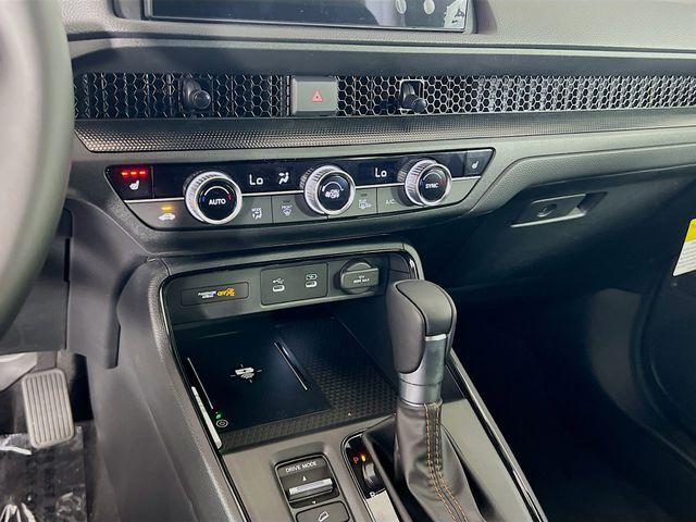 new 2026 Honda CR-V Hybrid car, priced at $35,626