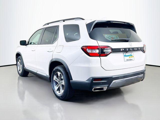 new 2026 Honda Pilot car, priced at $43,929