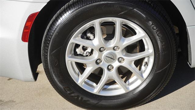 used 2024 Chrysler Pacifica car, priced at $32,104