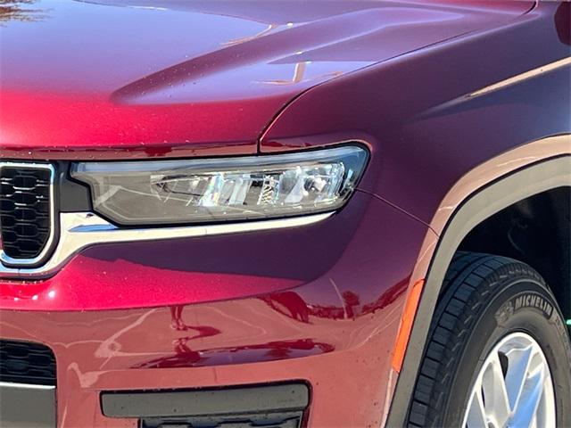 new 2025 Jeep Grand Cherokee L car, priced at $38,000