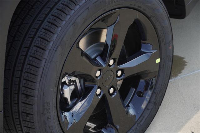 new 2025 Jeep Grand Cherokee L car, priced at $48,300