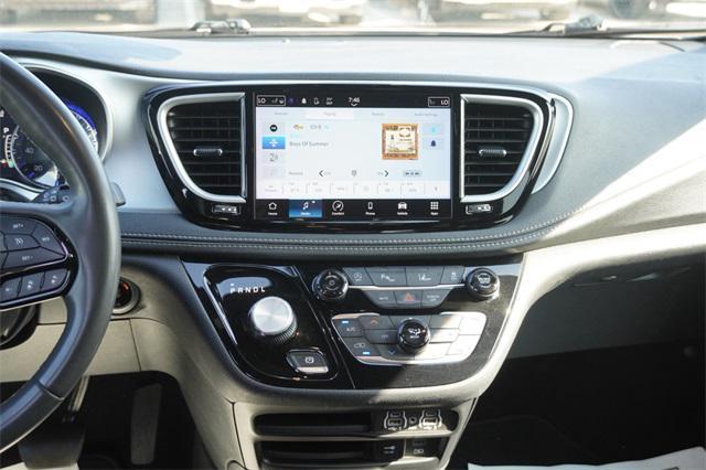 used 2022 Chrysler Pacifica car, priced at $20,888