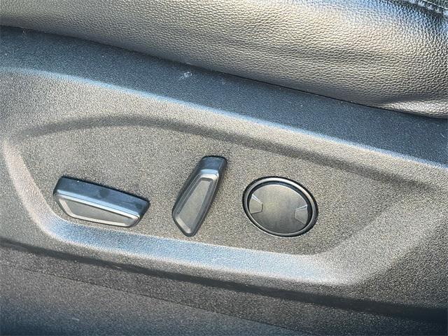 used 2024 Ford Edge car, priced at $21,067