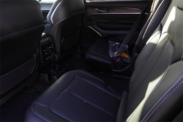 new 2025 Jeep Grand Cherokee L car, priced at $58,497