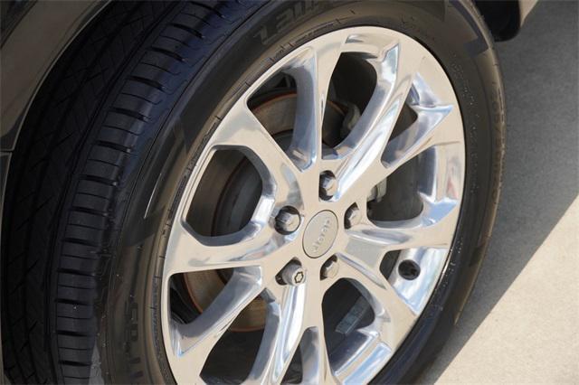 used 2021 Jeep Grand Cherokee car, priced at $31,979