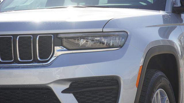new 2026 Jeep Grand Cherokee car, priced at $39,186