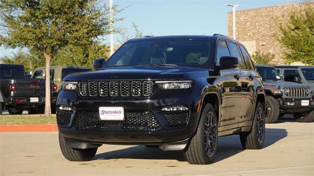 new 2025 Jeep Grand Cherokee car, priced at $62,500