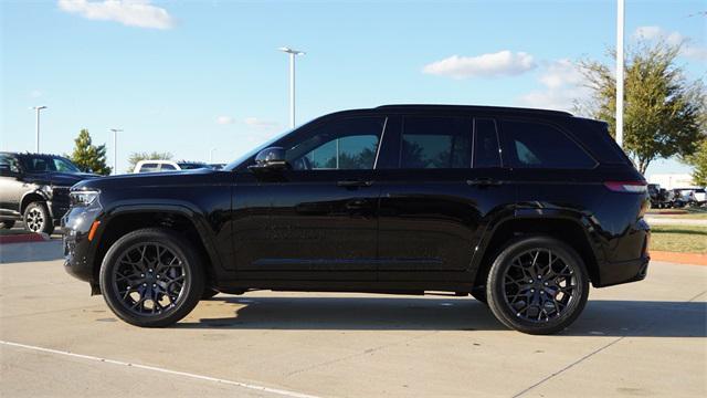 new 2025 Jeep Grand Cherokee car, priced at $62,500