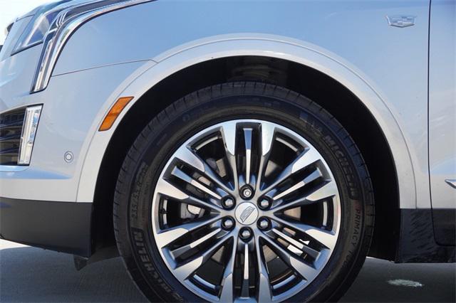 used 2020 Cadillac XT5 car, priced at $27,329