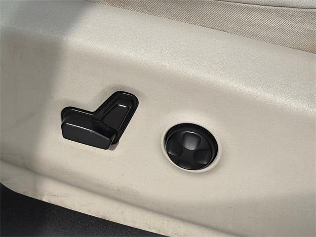 used 2017 Chrysler Pacifica car, priced at $12,299