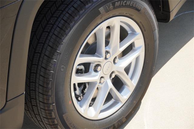 new 2025 Jeep Grand Cherokee L car, priced at $37,500