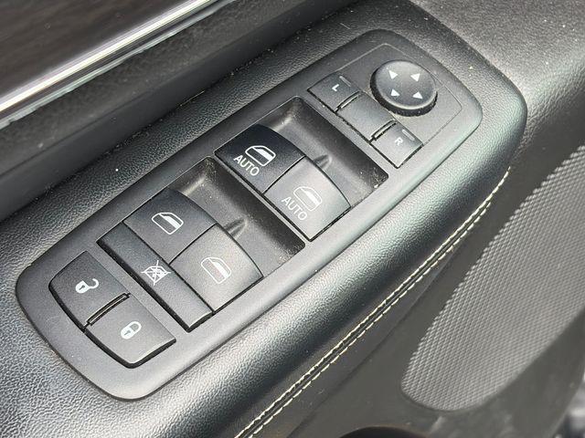 used 2017 Jeep Grand Cherokee car, priced at $14,601