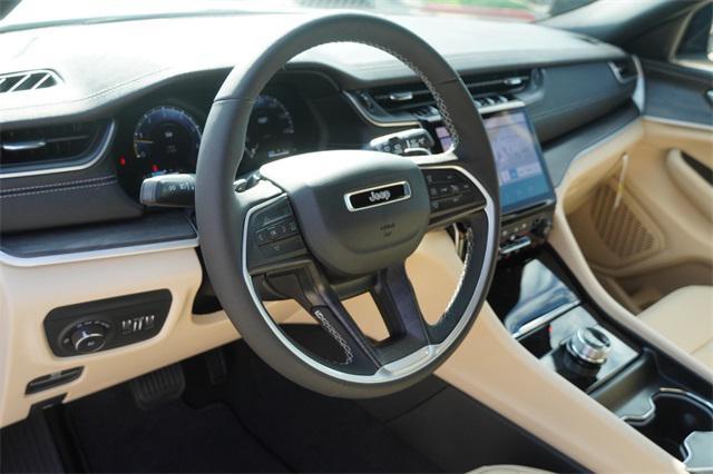 new 2025 Jeep Grand Cherokee L car, priced at $48,000