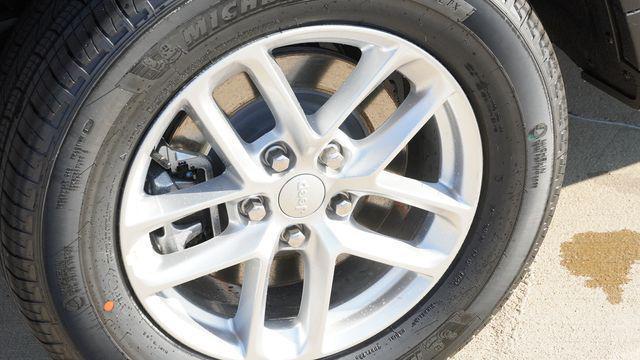 new 2026 Jeep Grand Cherokee L car, priced at $41,705