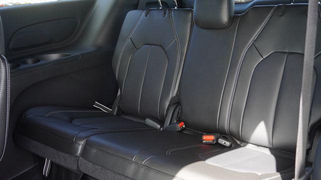 new 2026 Chrysler Pacifica car, priced at $39,225