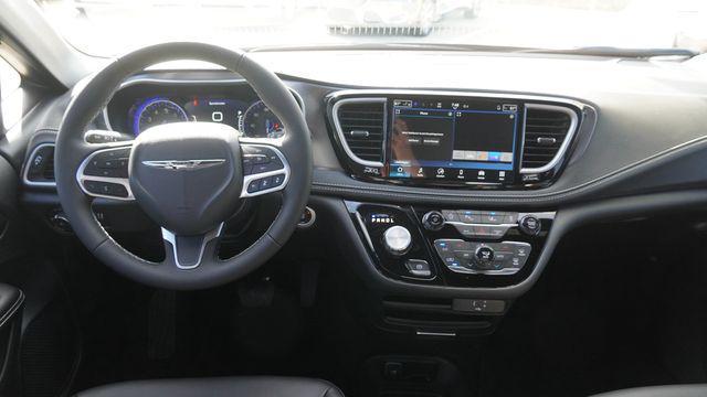new 2026 Chrysler Pacifica car, priced at $39,225
