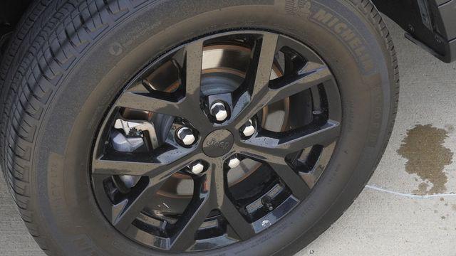 used 2024 Jeep Grand Cherokee L car, priced at $28,990