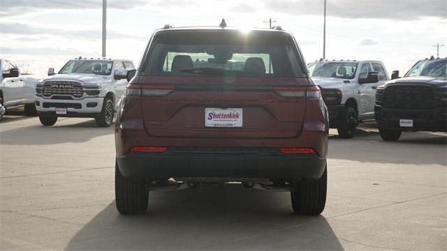 new 2025 Jeep Grand Cherokee car, priced at $46,000