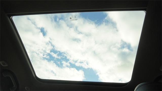 new 2025 Jeep Grand Cherokee car, priced at $46,000