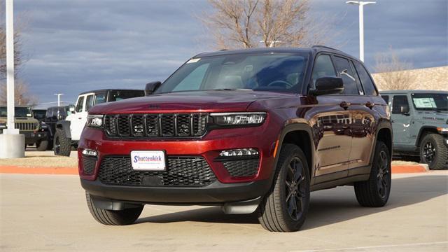 new 2025 Jeep Grand Cherokee car, priced at $46,000