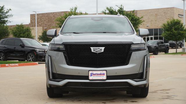 used 2024 Cadillac Escalade car, priced at $77,998