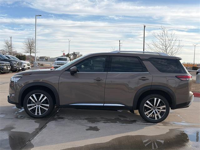 used 2023 Nissan Pathfinder car, priced at $36,235