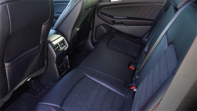 used 2023 Ford Edge car, priced at $29,288