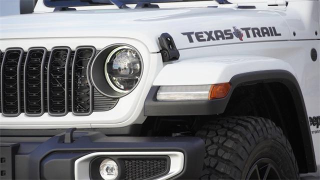 new 2026 Jeep Gladiator car, priced at $44,000
