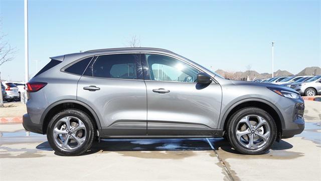 used 2025 Ford Escape car, priced at $21,322