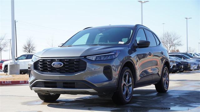 used 2025 Ford Escape car, priced at $21,322