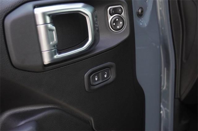 new 2025 Jeep Wrangler car, priced at $38,200