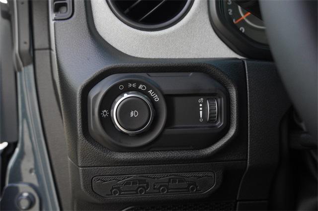 new 2025 Jeep Wrangler car, priced at $38,200