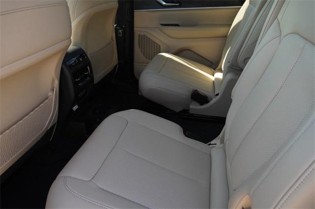 new 2025 Jeep Grand Cherokee L car, priced at $48,400