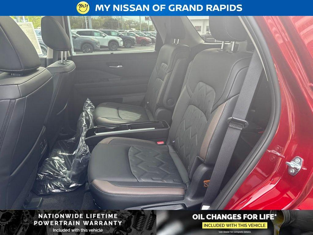 new 2026 Nissan Pathfinder car, priced at $49,186