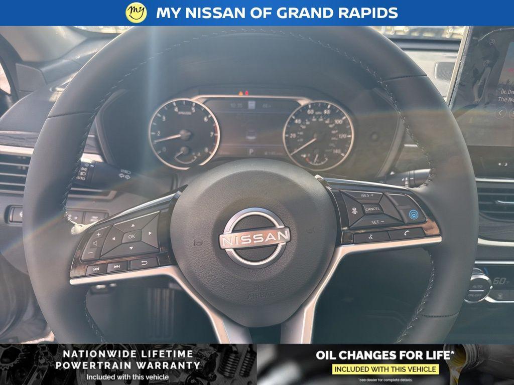 new 2025 Nissan Altima car, priced at $30,962