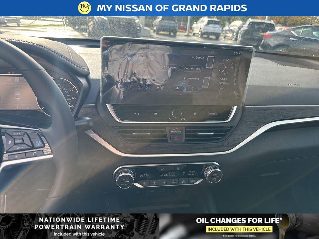 new 2025 Nissan Altima car, priced at $30,962