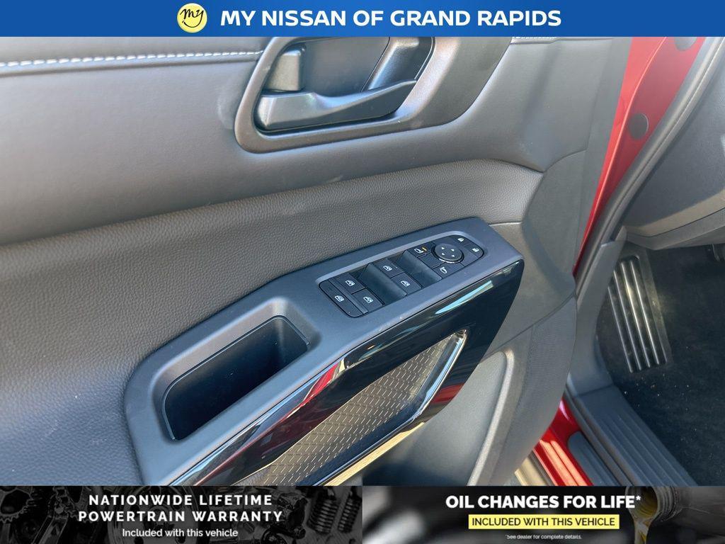 new 2026 Nissan Pathfinder car, priced at $40,655