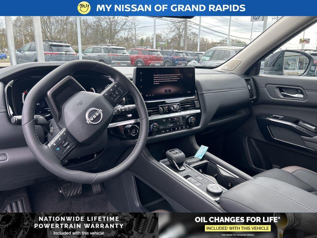 new 2026 Nissan Pathfinder car, priced at $50,186