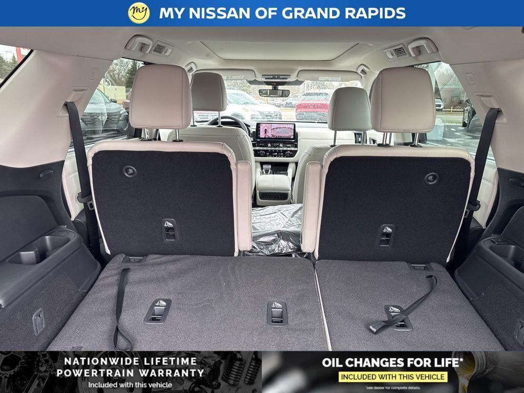 new 2026 Nissan Pathfinder car, priced at $45,932