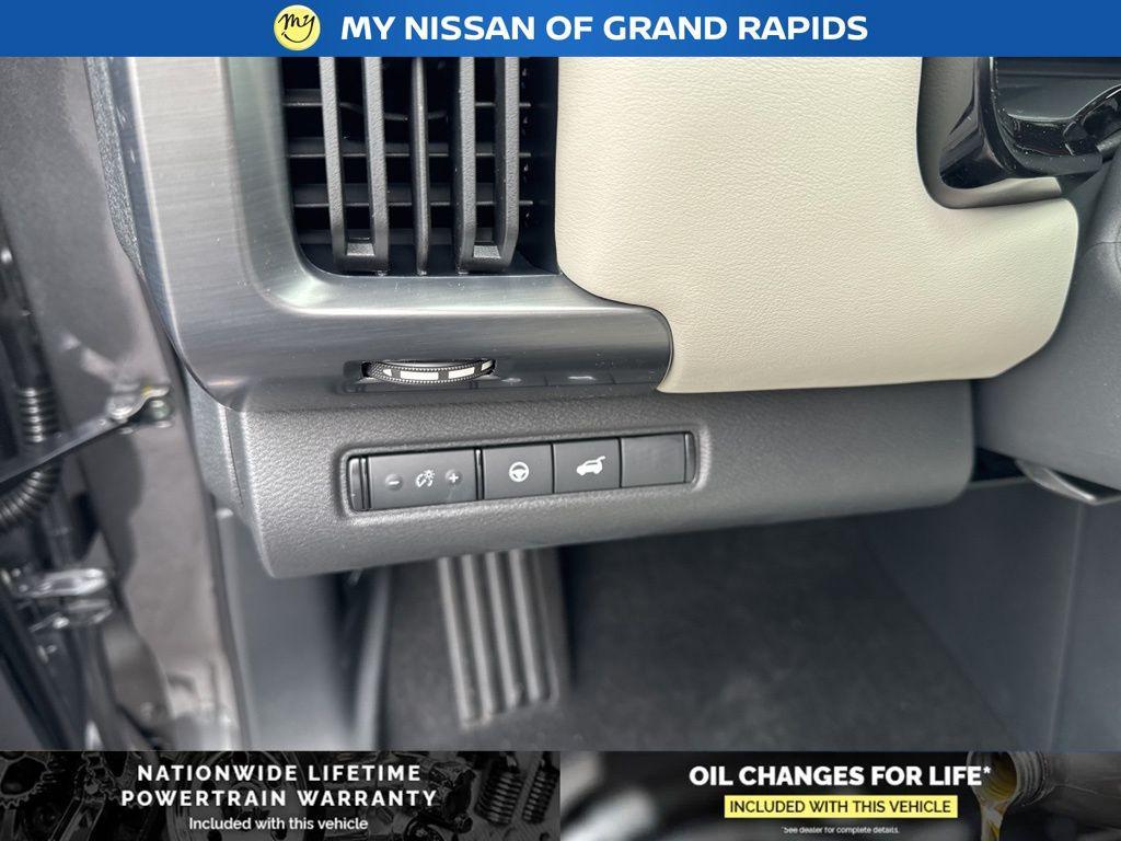 new 2026 Nissan Pathfinder car, priced at $45,932