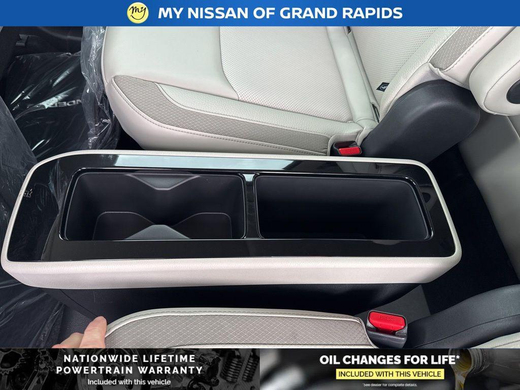 new 2026 Nissan Pathfinder car, priced at $45,932