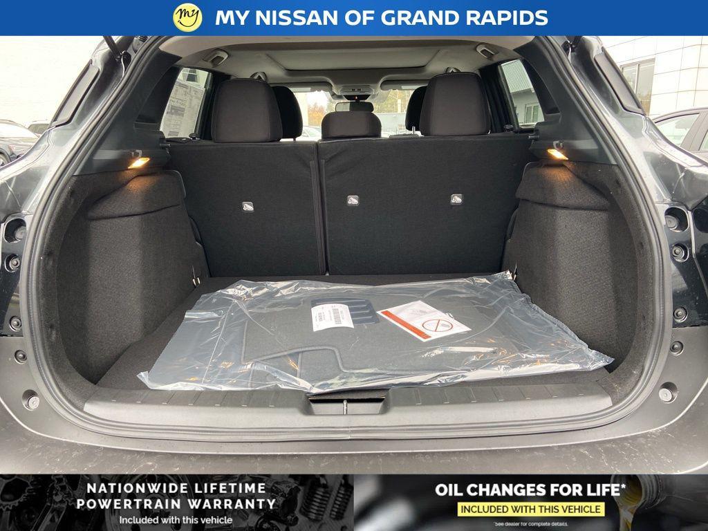 new 2026 Nissan Kicks car, priced at $28,892