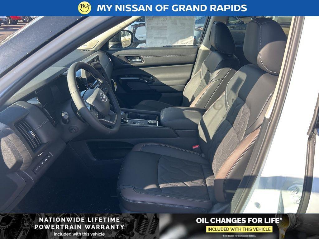 new 2026 Nissan Pathfinder car, priced at $50,338